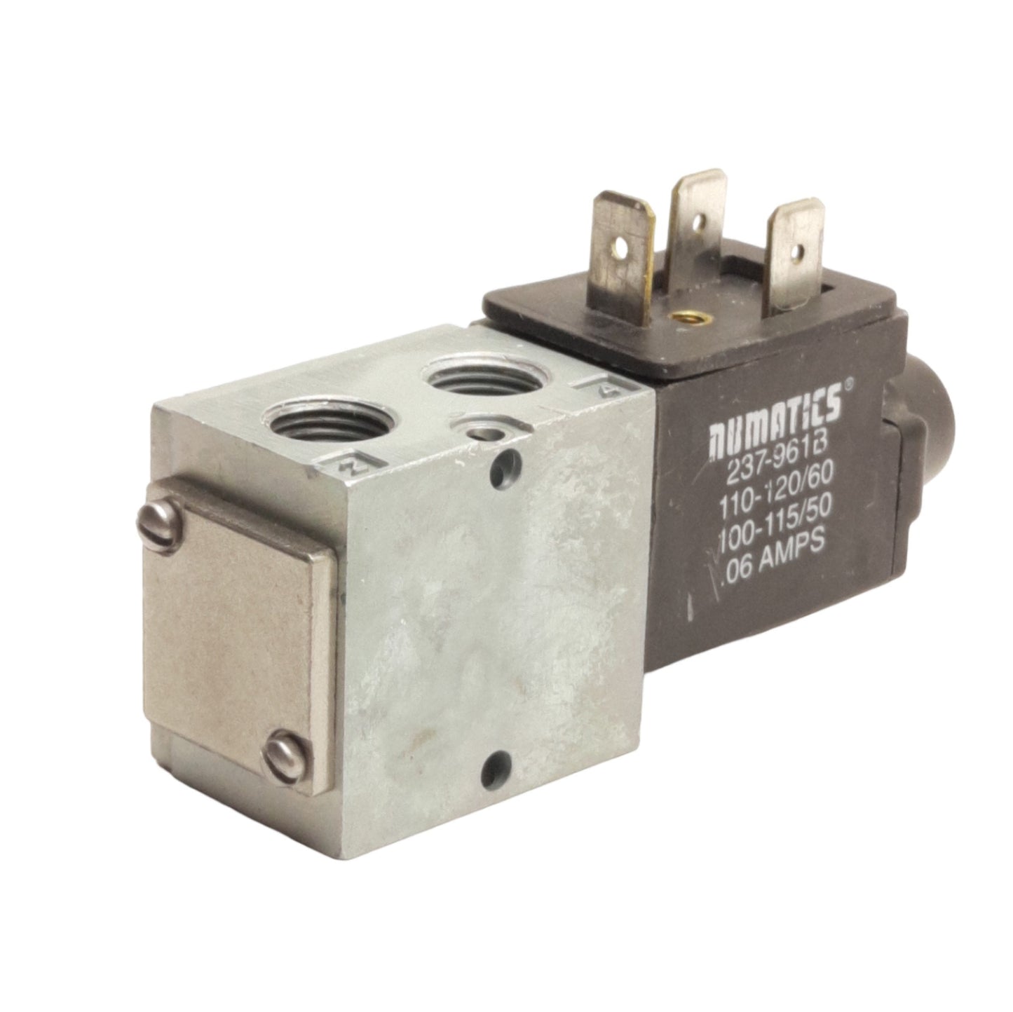 Used Numatics L01SA4592000030 Solenoid Valve, 4/2 Way, 1/8 NPTF, 110VAC Coil, 150 psi