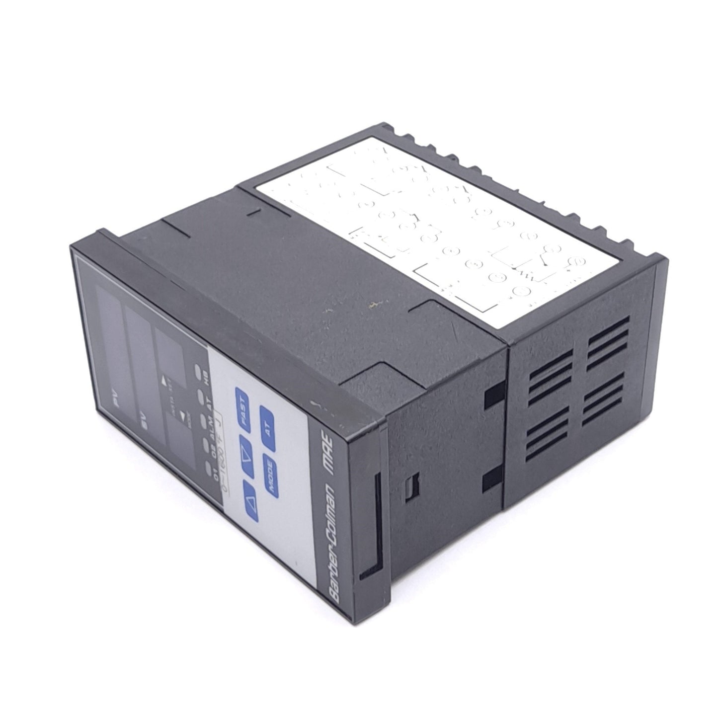 Used Barber Colman MAE1-10300 Temperature Controller, 0-1600°F Type J, 1/8 DIN Panel