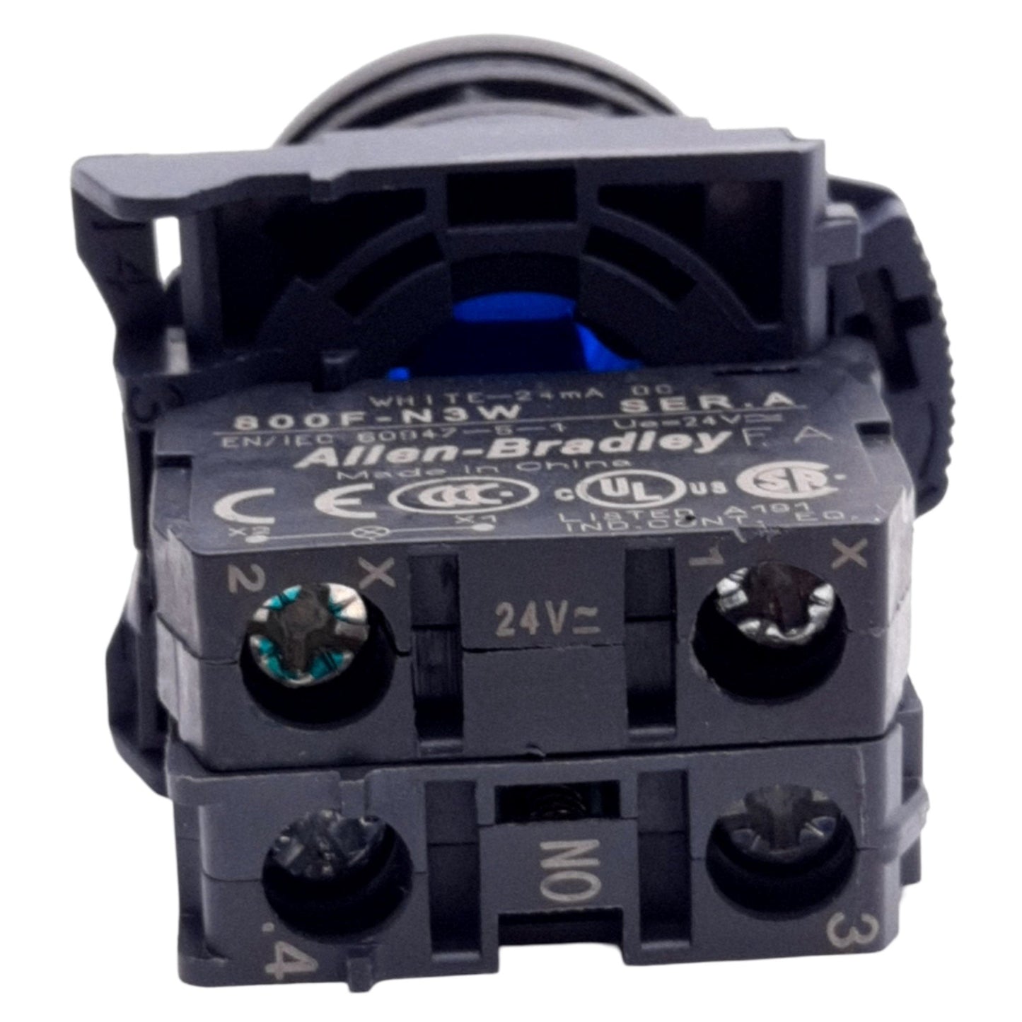 Used Allen Bradley 800FP-LF6 Momentary LED Illuminated Flush Blue Pushbutton, NO 22mm