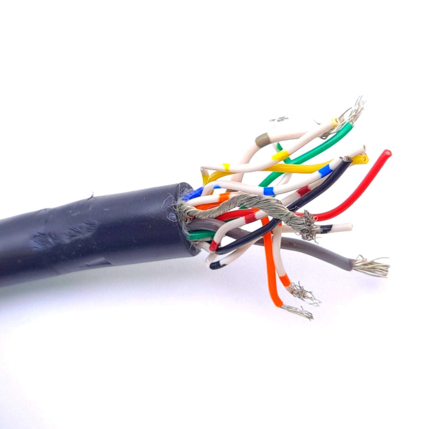 Used Flex Cable FC-CFBM6DF-CBAF-M002 Servo Motor Feedback Cable, 28-Pin Female, 2m