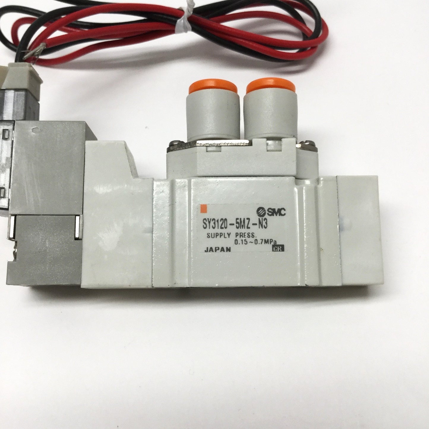 New – Open box SMC SY3120-5MZ-N3 Solenoid Valve 5-Port 2-Position, 5/32" One-Touch, 0.15-0.7MPa