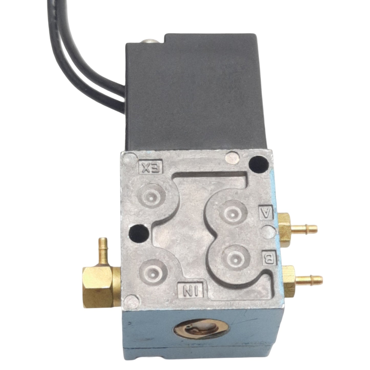 Used MAC 45A-AB2-DAAA-1BA Solenoid Valve, 4-Way, 120psi, #10-32 UNF, 110-120VAC Coil