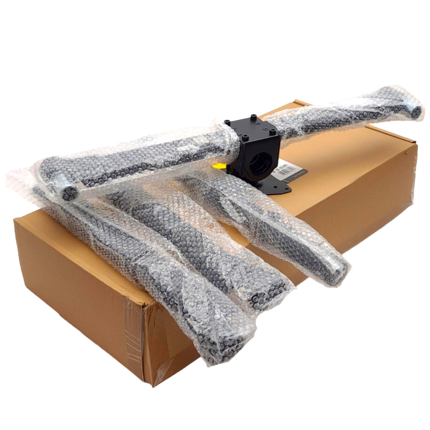 New StarTech ARMTRIO VESA Triple Monitor Arm for 27" Screens, 30° Tilt 360° Rotation