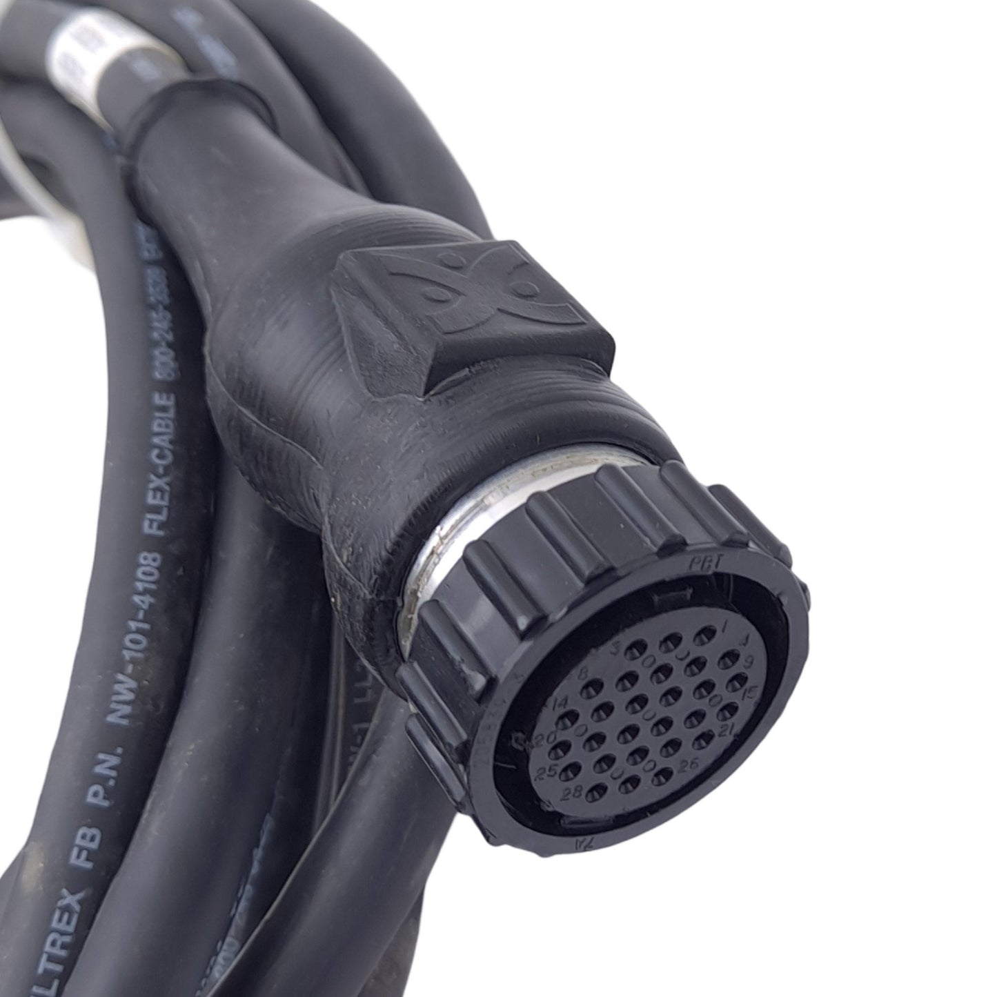 Used Flex Cable FC-CFBM6DF-CBAF-M005 Servo Motor Feedback Cable, 28-Pin Female, 5m