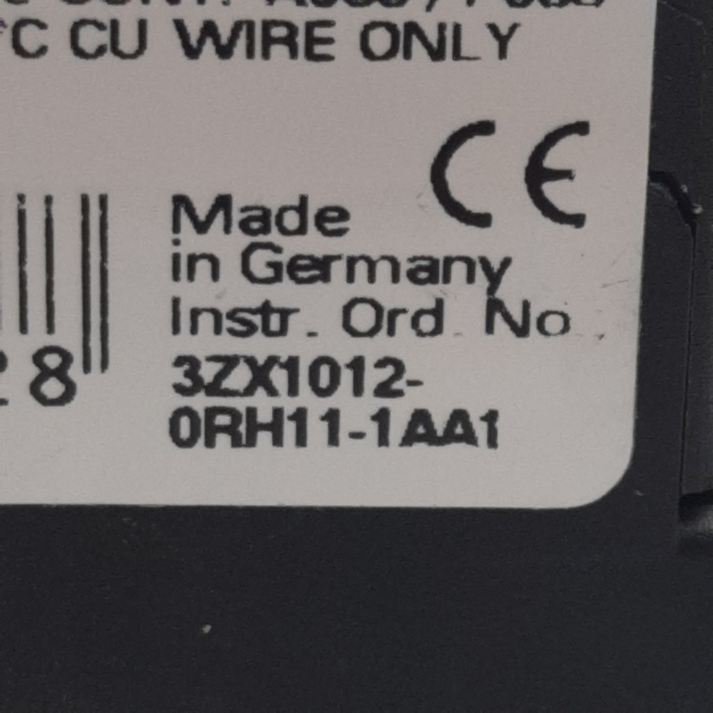 Used Lot of 2 Siemens 3ZX1012-0RH11-1AA1 Contactor 4-Pole 3NO 1NC 600V 16A 24VDC Coil