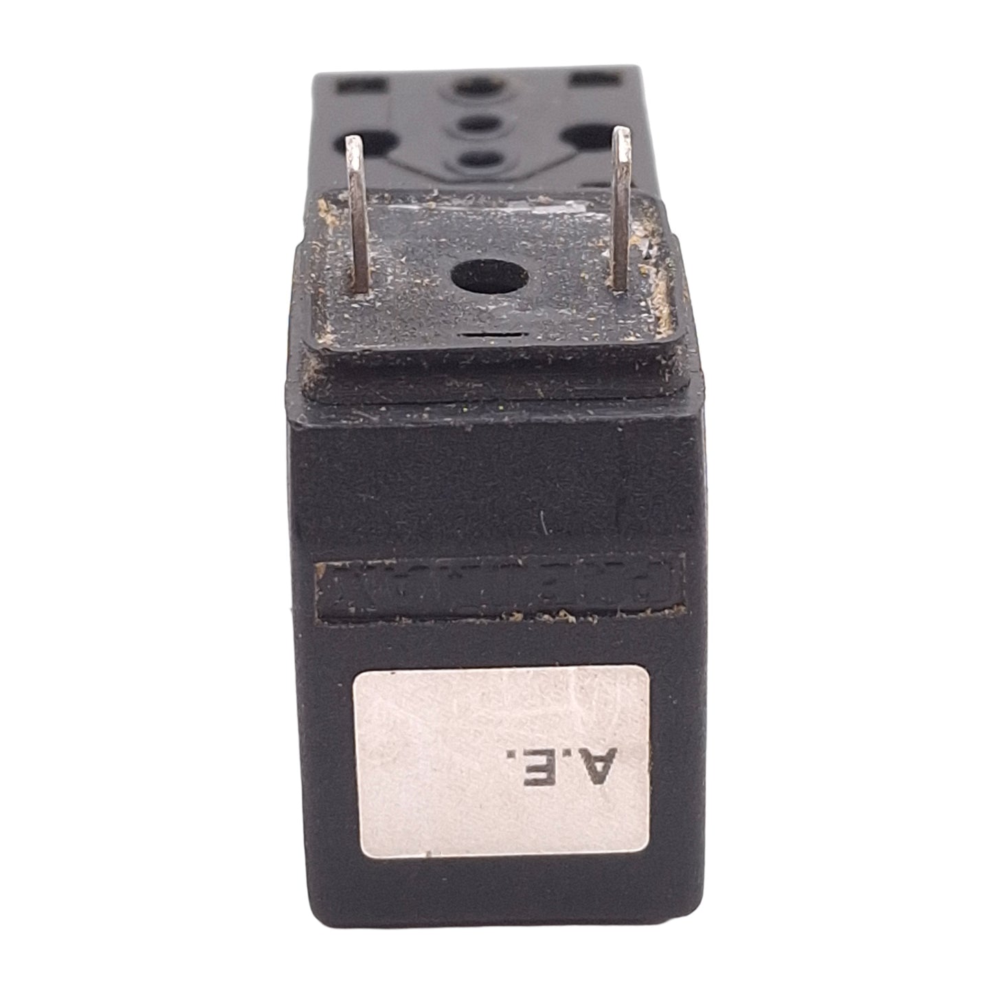 Used Pneumax N338.R0E-8 Solenoid Valve, 3/2 Normally Closed, 0-10bar, 24VDC Coil