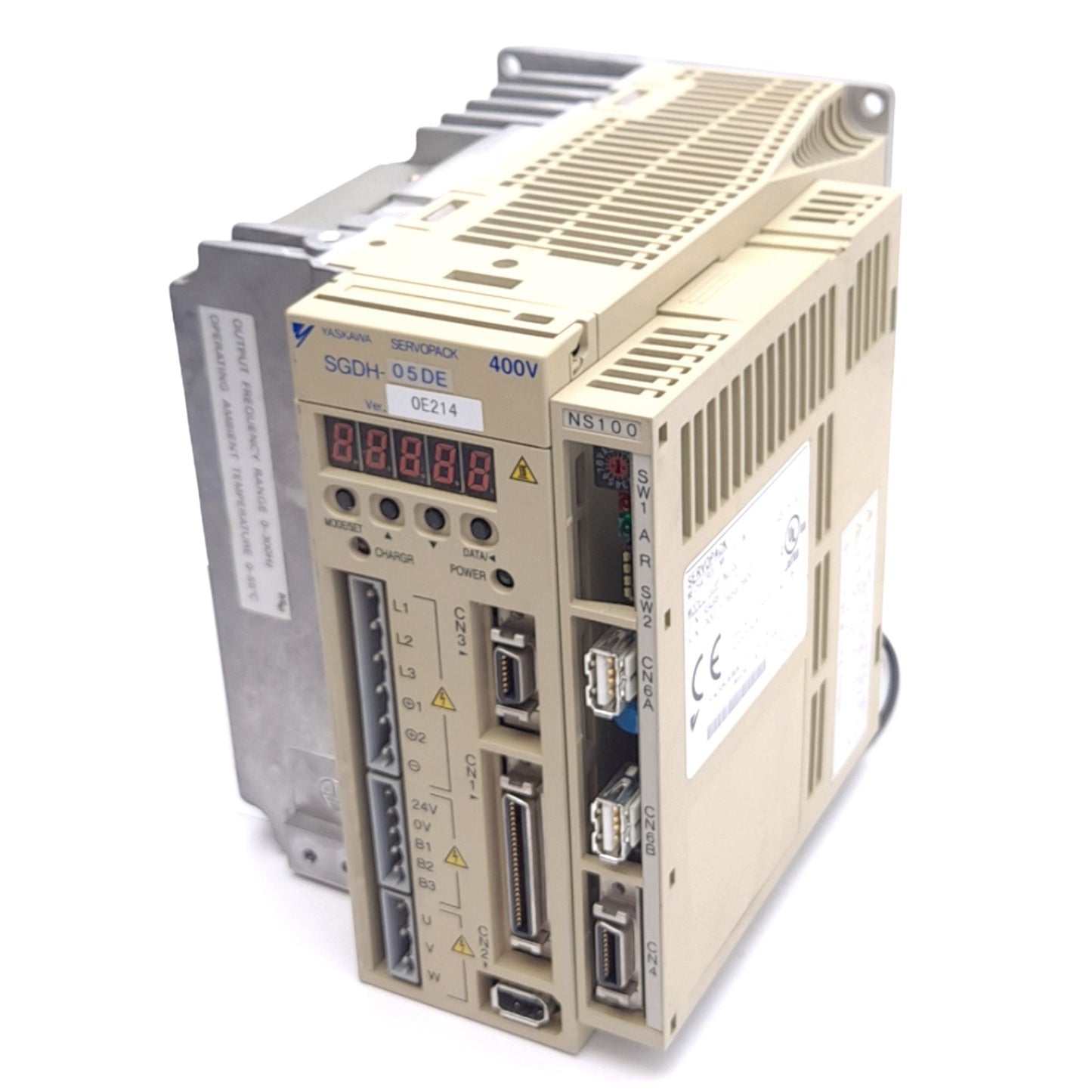 Used Yaskawa SGDH-05DE Sigma II Servopack Drive 3-Phase, 400VAC In, 0-480VAC 1.9A Out