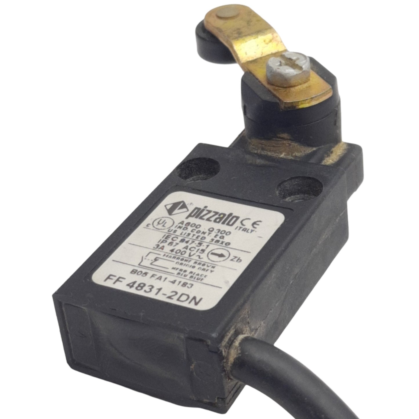 Used Pizzato FF 4831-2DN Roller Lever Limit Switch, 1NO + 1NC, 500VAC/600VDC 10A