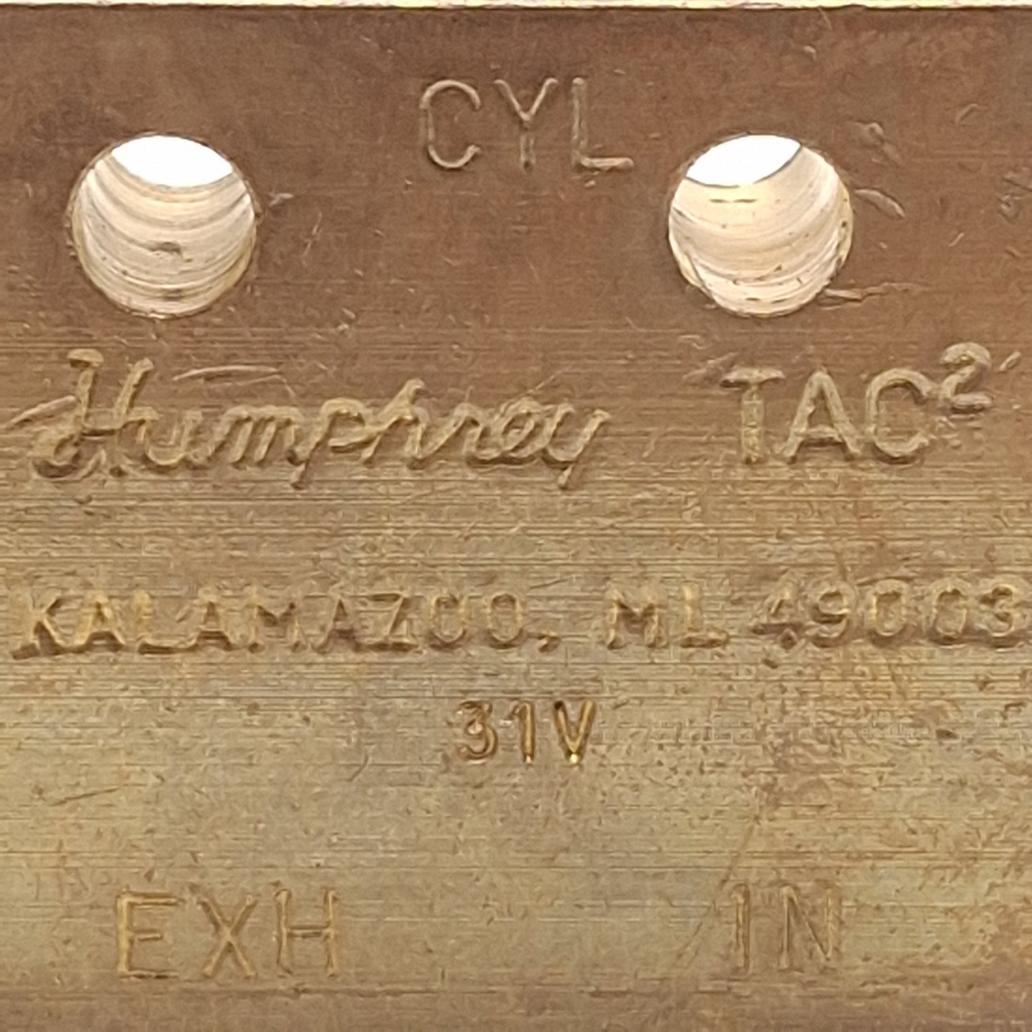 Used Humphrey 31V Tac2 Detented Toggle Valve, 3-Port 2-Way, 0-125PSIG, 1/8in NPT