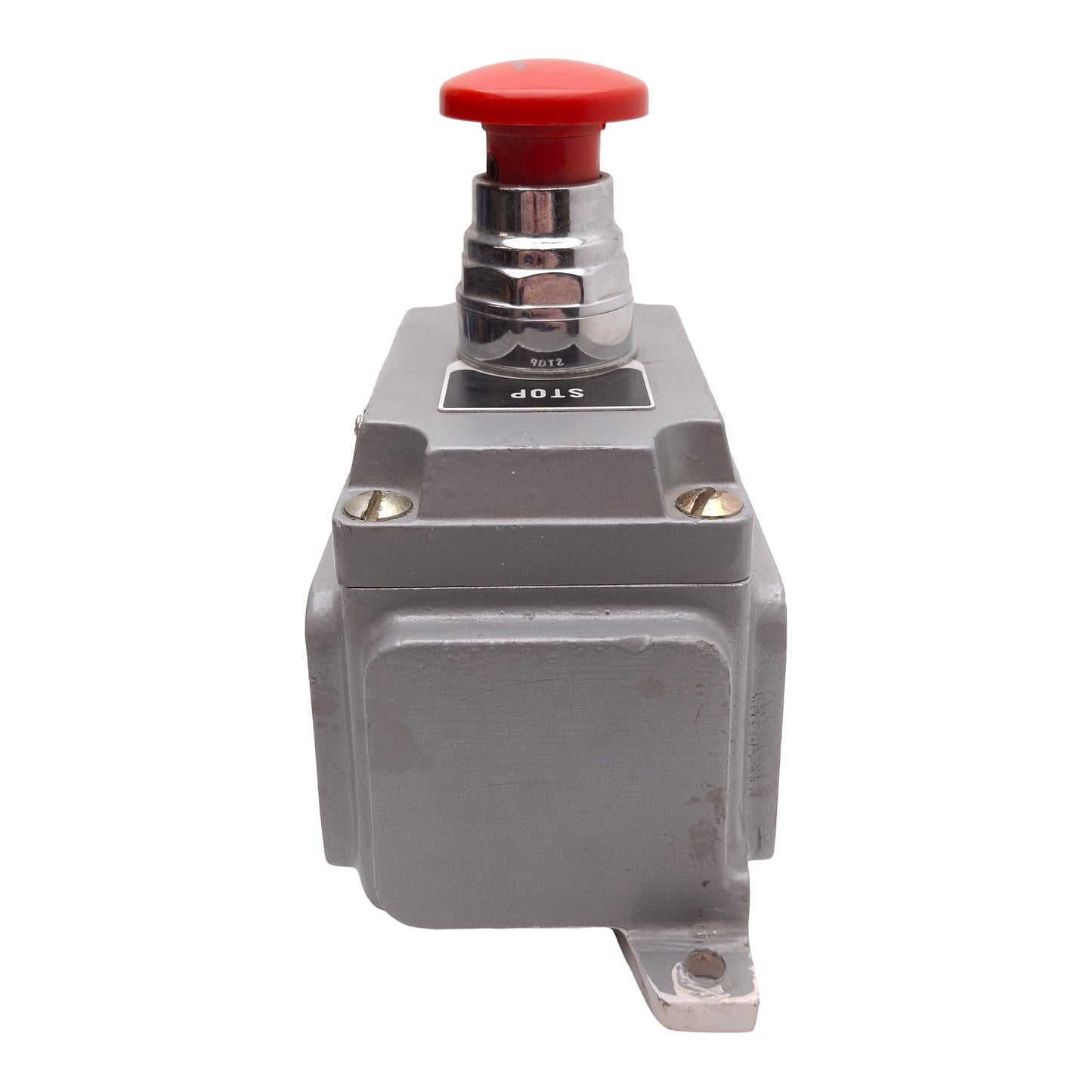 Used Killark XCS-0MRM3 Hazardous Location Push/Pull Stop Button Enclosure, 600VAC 10A