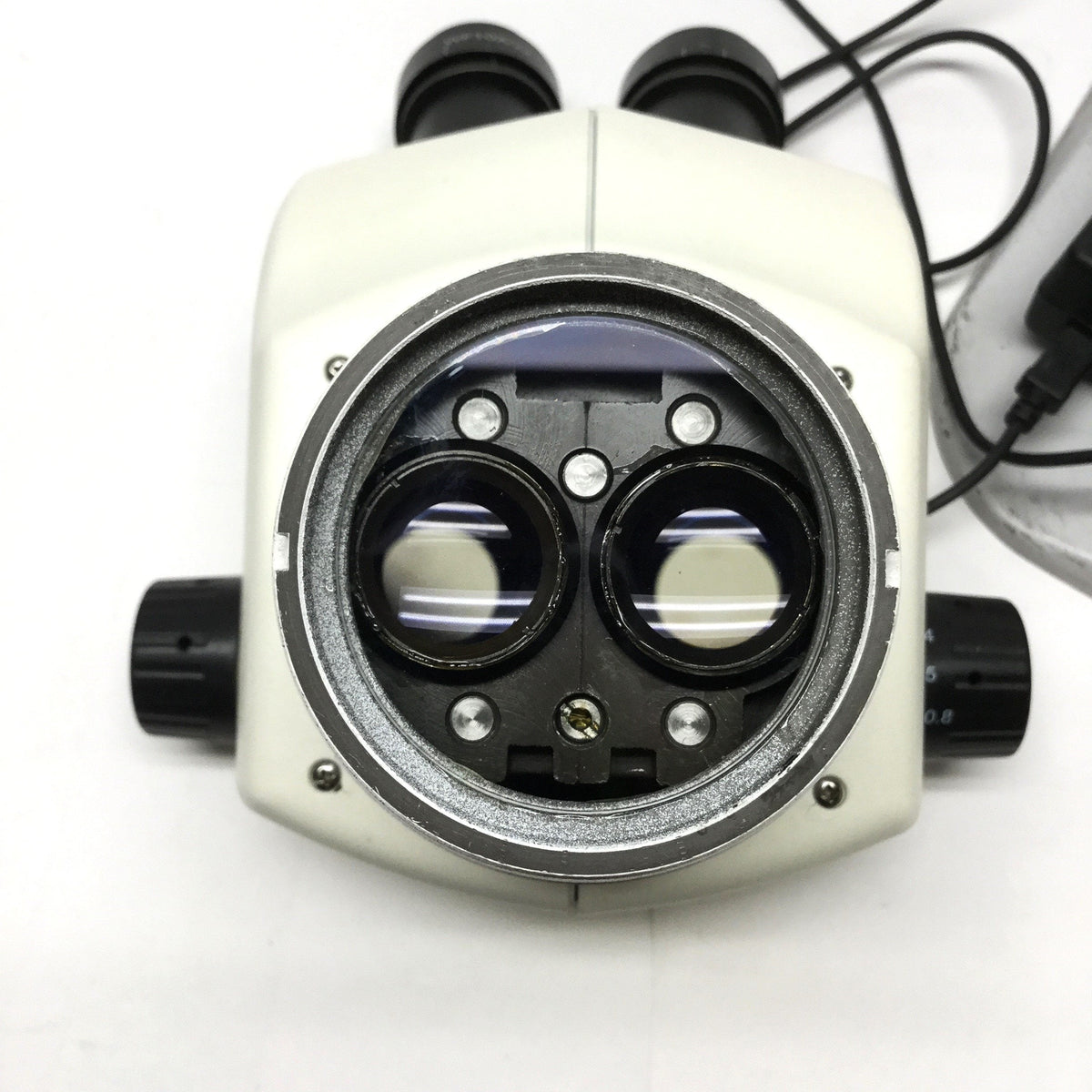 Used Scienscope NZ-BD-B2 Stereo Microscope .8-5x Ø76mm WF10X/22 w/Stand & Ring Light