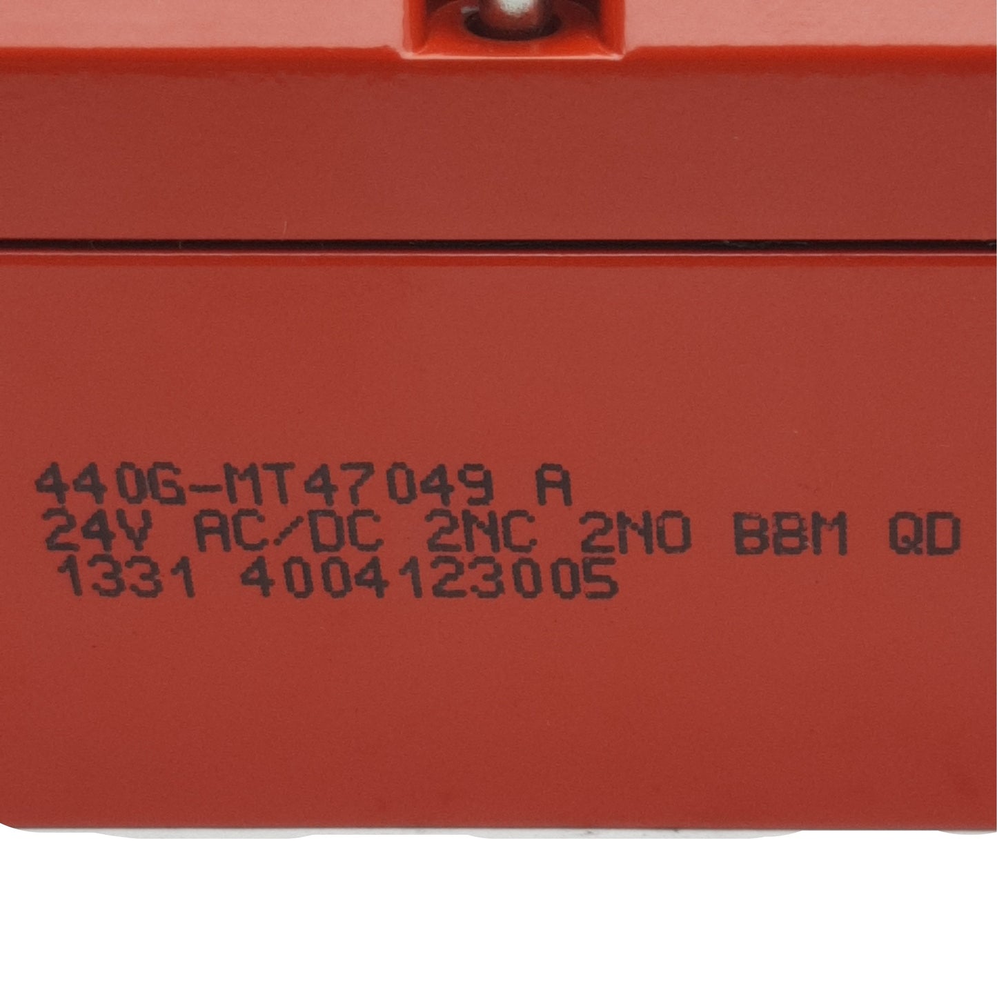 New Allen Bradley 440G-MT47049 Guardmaster Safety Interlock Switch 2NC/2NO 24VAC/DC