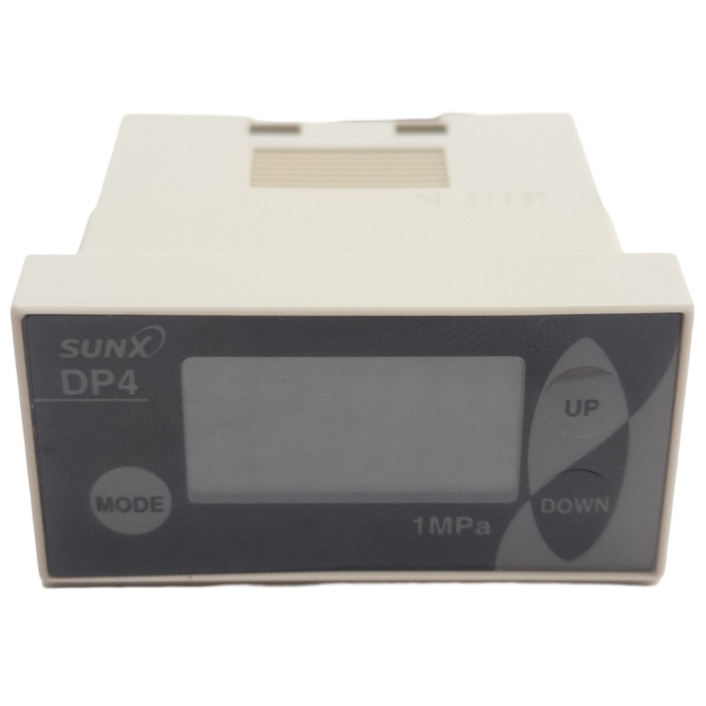 Used SunX DP4-52P Compact Digital Pressure Sensor, PNP, 0-1MPa, 12-24VDC, M5 Female