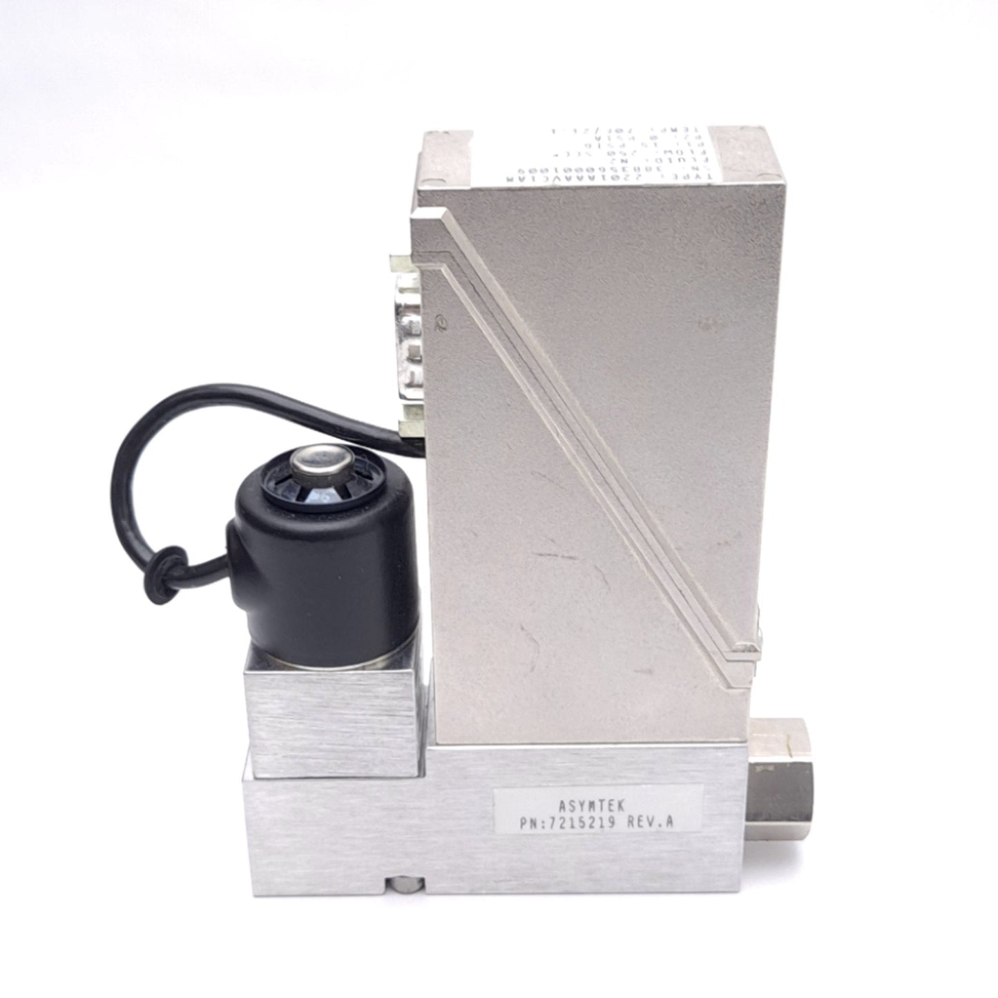 Used Parker 2201AAAVC1AM Mass Flow Controller, 250 SCCM, 0-5VDC, 1/8 NPT, 200psig Max
