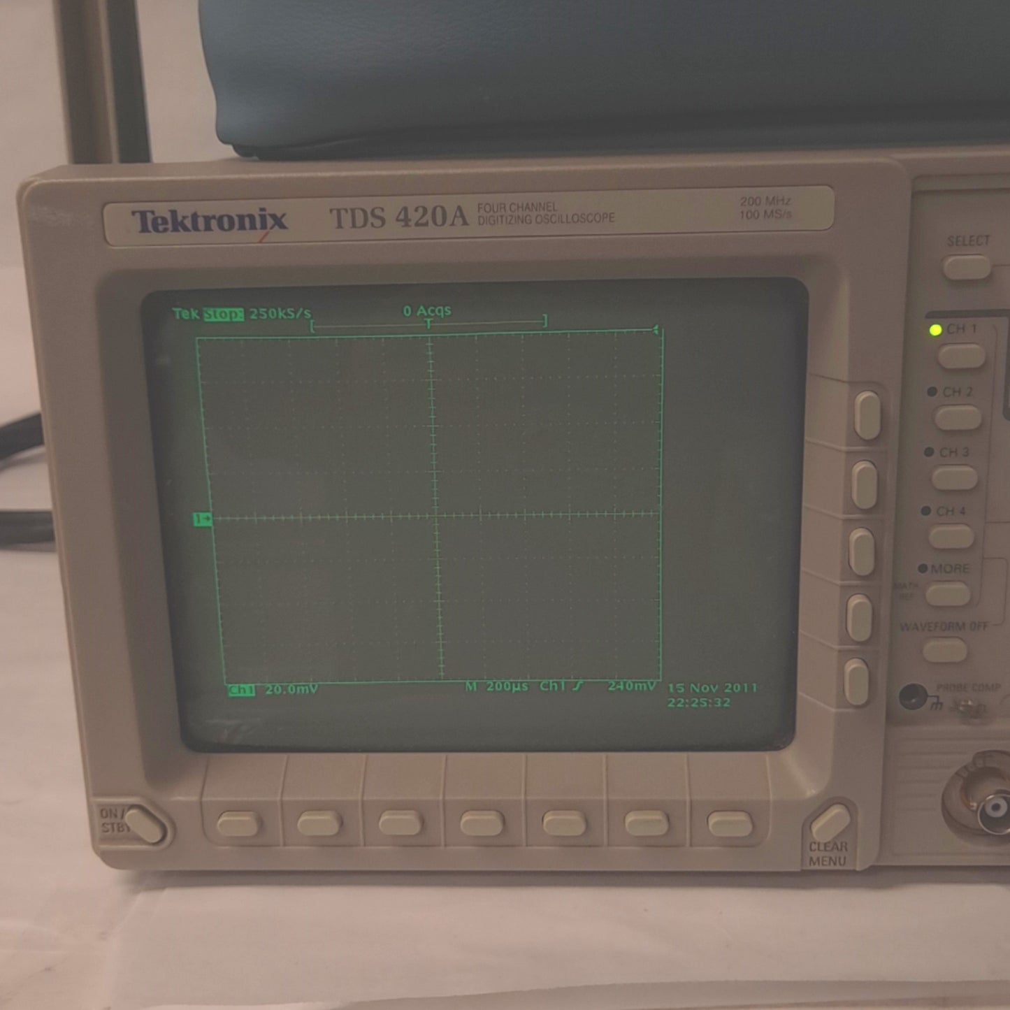 Used Tektronix TDS 420A Digitizing Oscilloscope, 4-Channel, 200MHz 100MS/s, GPIB
