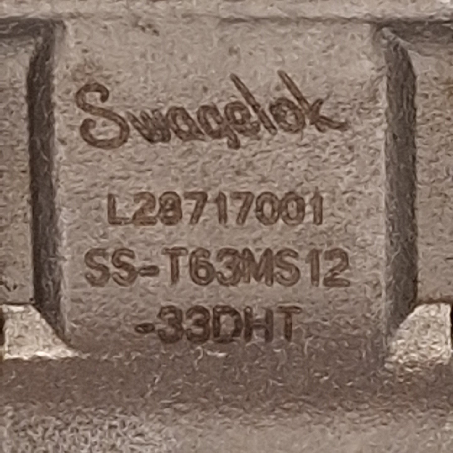 Used Swagelok SS-T63MS12 Thermal Service Ball Valve, 3/4in Tubing Fitting, 1000PSI