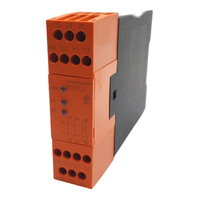 Used Dold BG5933-22-61-24 Two-Hand Safety Relay 2-Channel 2NO 1NC 24VDC In 250VAC Out