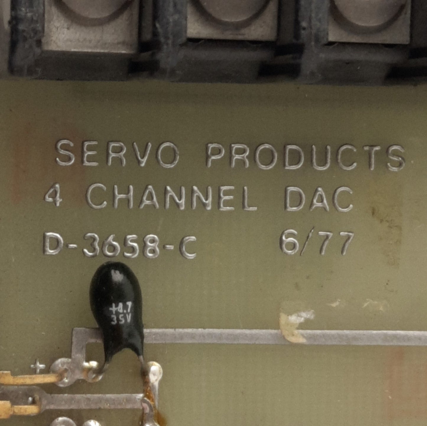 Used Servo Products D-3658-C Machine DAQ Board, For Model 7501 CNC Mill, 4-Channels