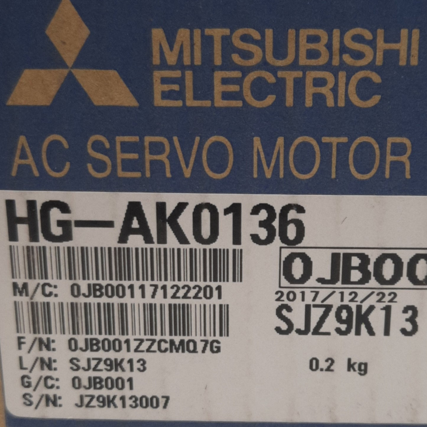 Used Mitsubishi Electric HG-AK0136 Servo Motor, 24-48VDC 2.1A, 3000rpm, .095Nm, ø5mm