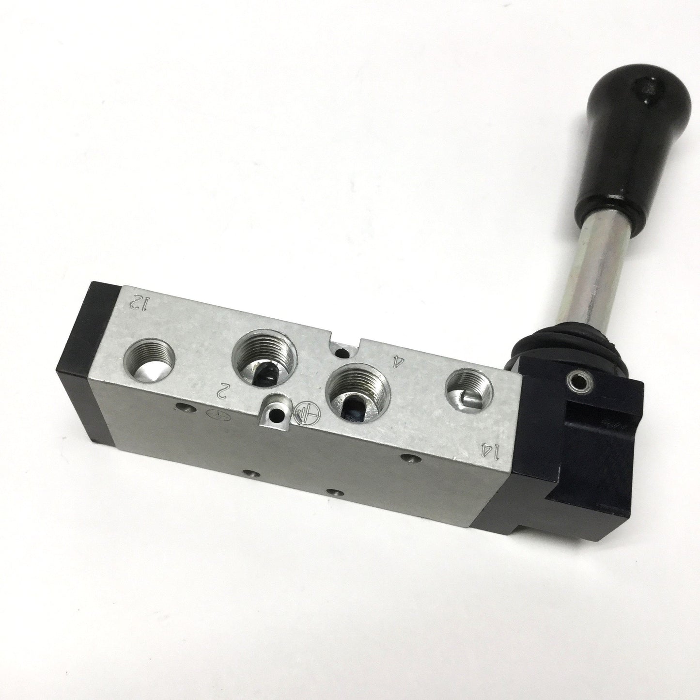 Used Parker P2LBX592VV Viking Xtreme Detent Lever Valve 5-Port, 2-Position, 1/4" NPT