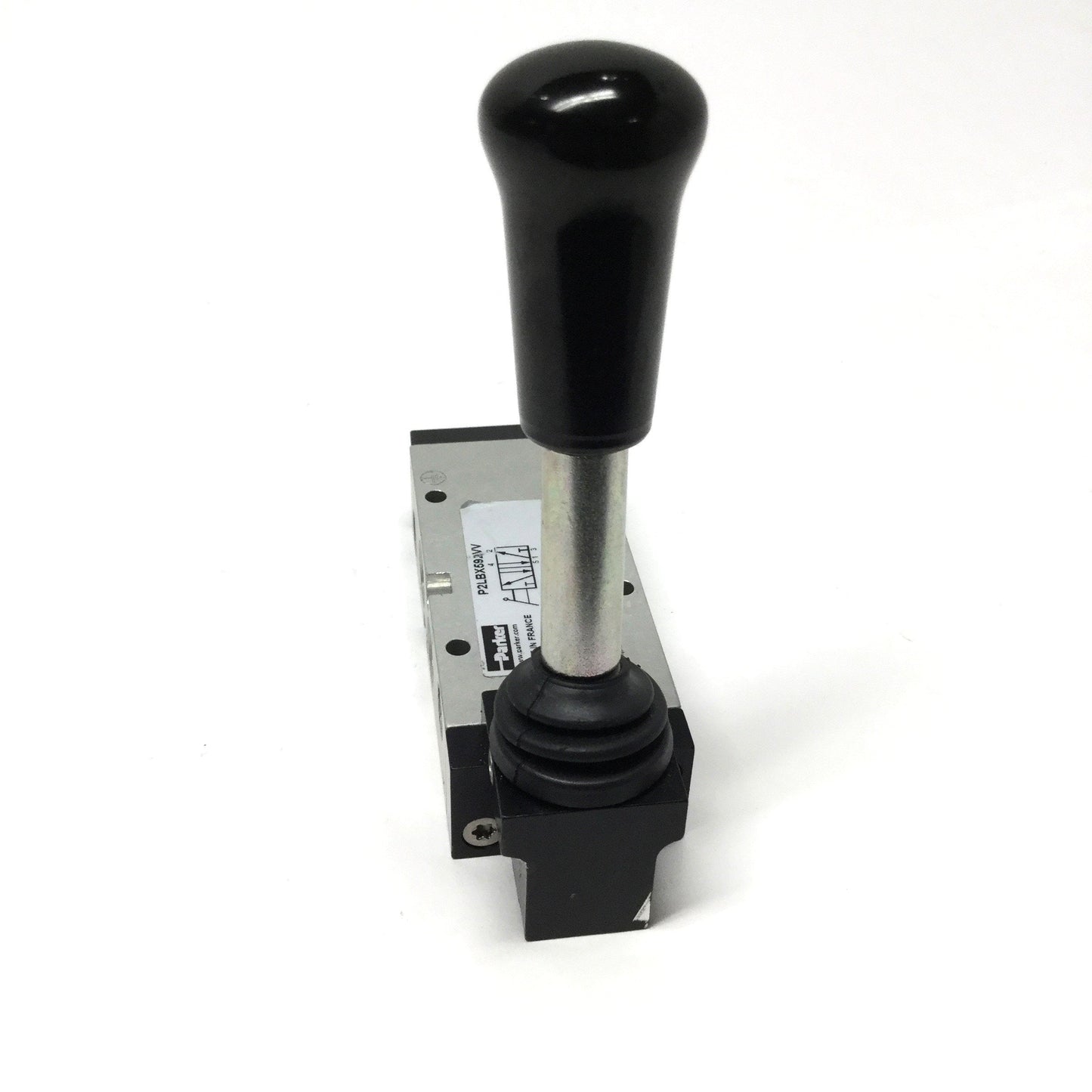 Used Parker P2LBX592VV Viking Xtreme Detent Lever Valve 5-Port, 2-Position, 1/4" NPT