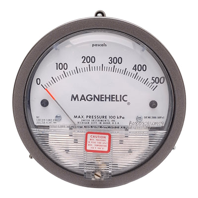 Used Dwyer 2000-500PA Magnehelic Differential Pressure Gauge, 0-500Pa, 1/8in NPT