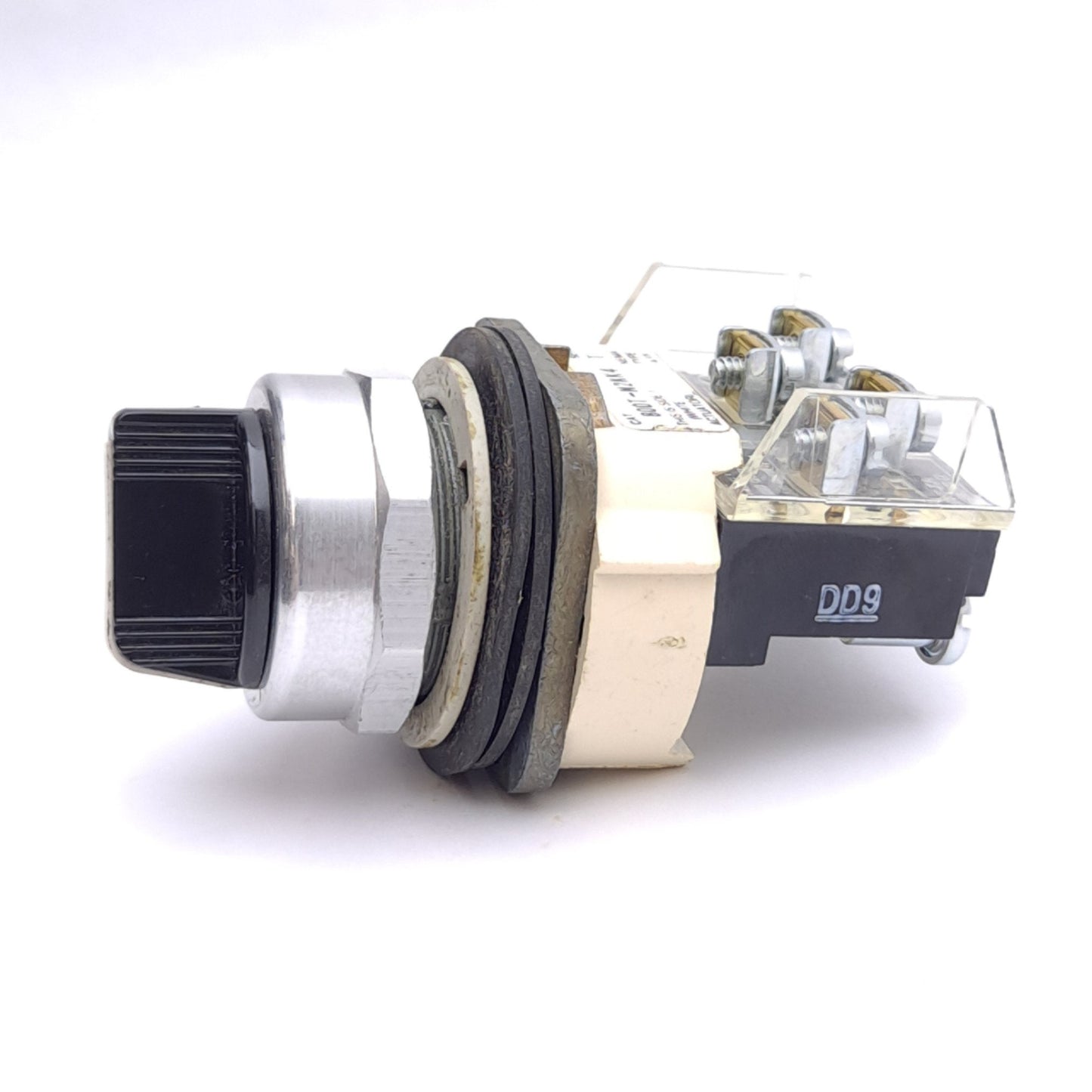 Used Allen Bradley 800T-N2KK4 Maintained Selector Switch, 4-Position, ø30mm, 1NO 1NC