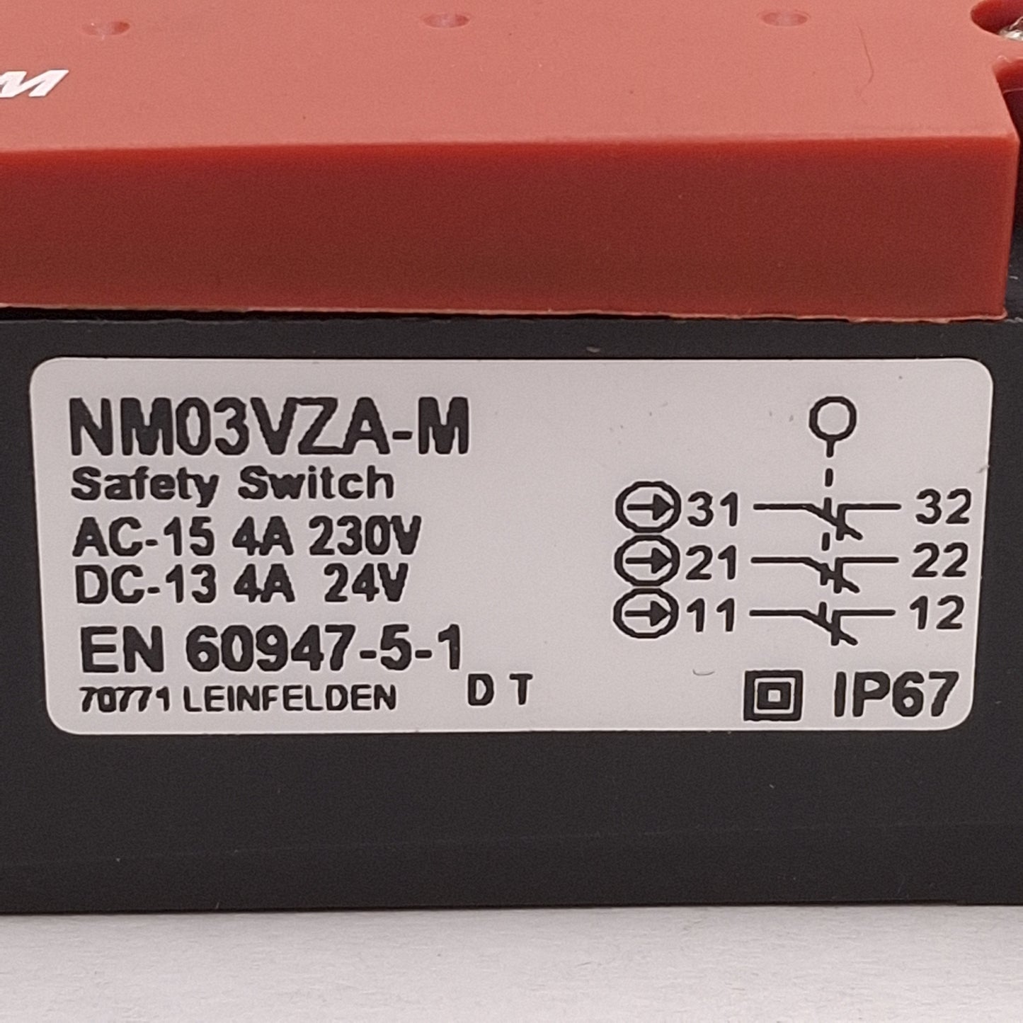 Used Euchner NM03VZA-M Safety Switch, 3NC, 230VAC/24VDC 4A, 12VDC Control *NO KEY*