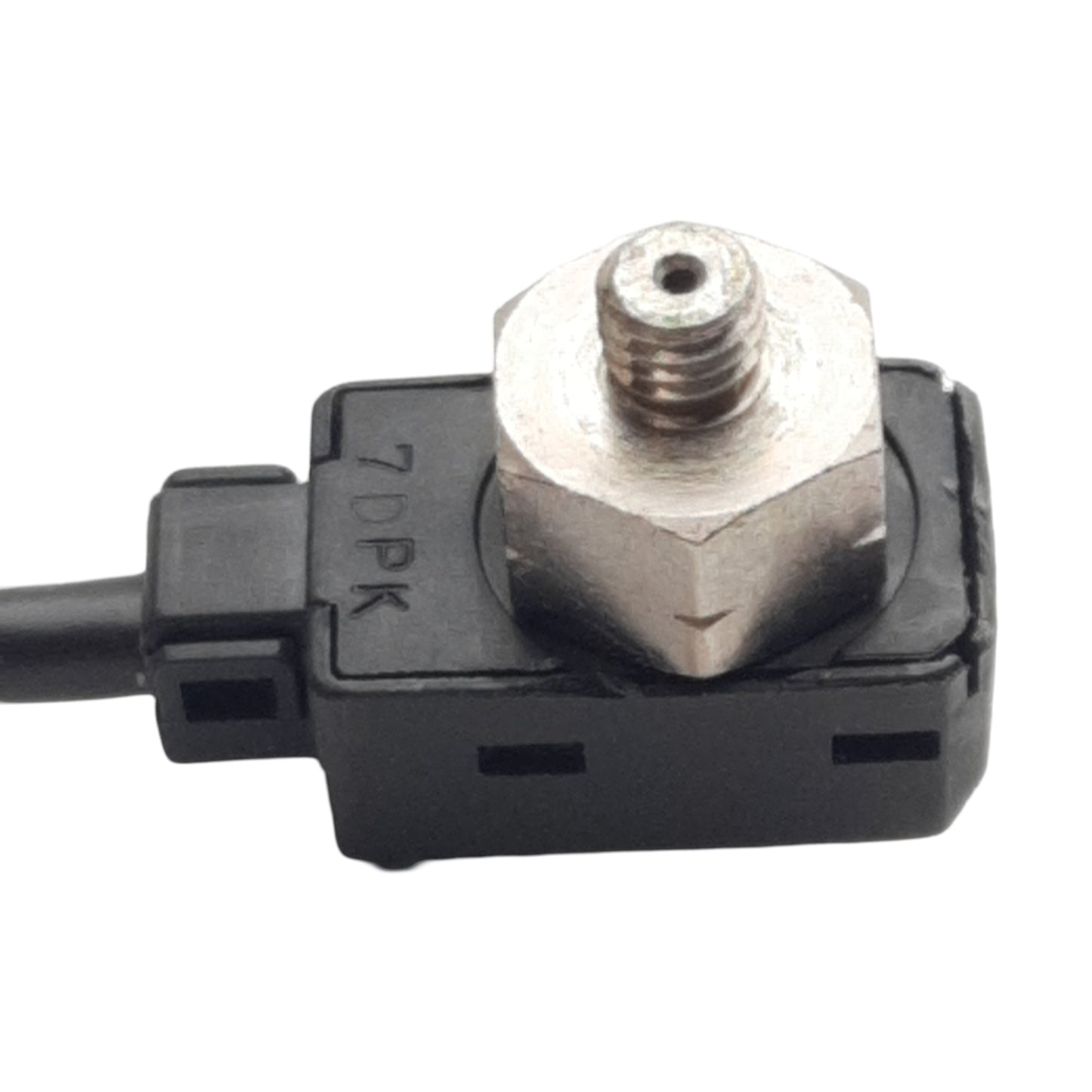 Used SunX DPH-A30 Pressure Sensor Head, 0~ -101.3kPa, 12-24VDC, 10-32UNF Male, 100mm