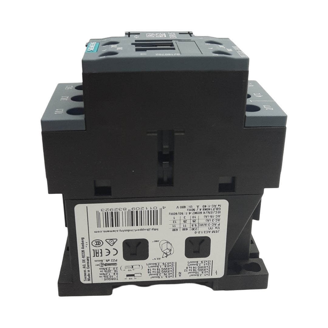 New Siemens 3RT2026-1AK60 Magnetic Contactor 3 Poles, 25A, 1CO Aux, 120V AC Coil