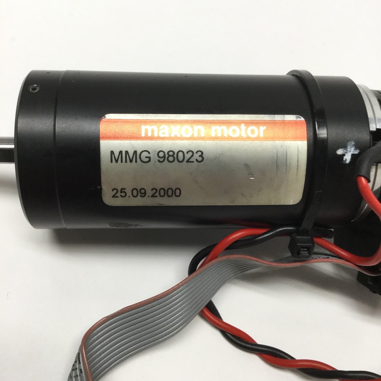 Used Maxon MMG 98023 DC Mini Motor, 6mm Shaft, 30VDC w/ HEDL-5540 Encoder, 500PPR