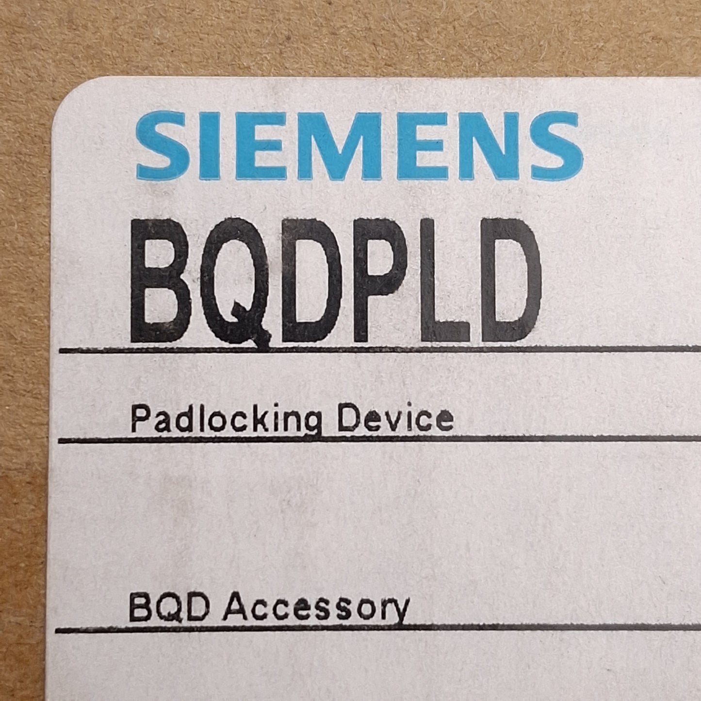 New Siemens BQDPLD Padlocking Device For BQD/CQD Series Molded Case Circuit Breakers