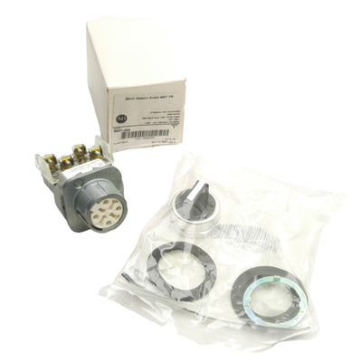 New Allen Bradley 800T-J2A Selector Switch, 3-Position Knob, 30mm, 1 N.O.- 1 N.C.