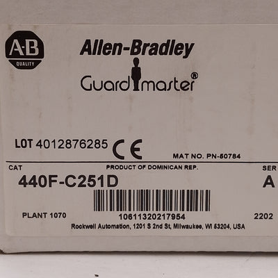 New Allen Bradley 440F-C251D Guardmaster Safedge Control Unit, 2NO + 1NC, DIN Rail