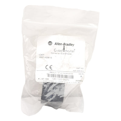 New Allen Bradley 440F-A0061S Guardmaster Axial Connector, Used For 440F-E0110R/S