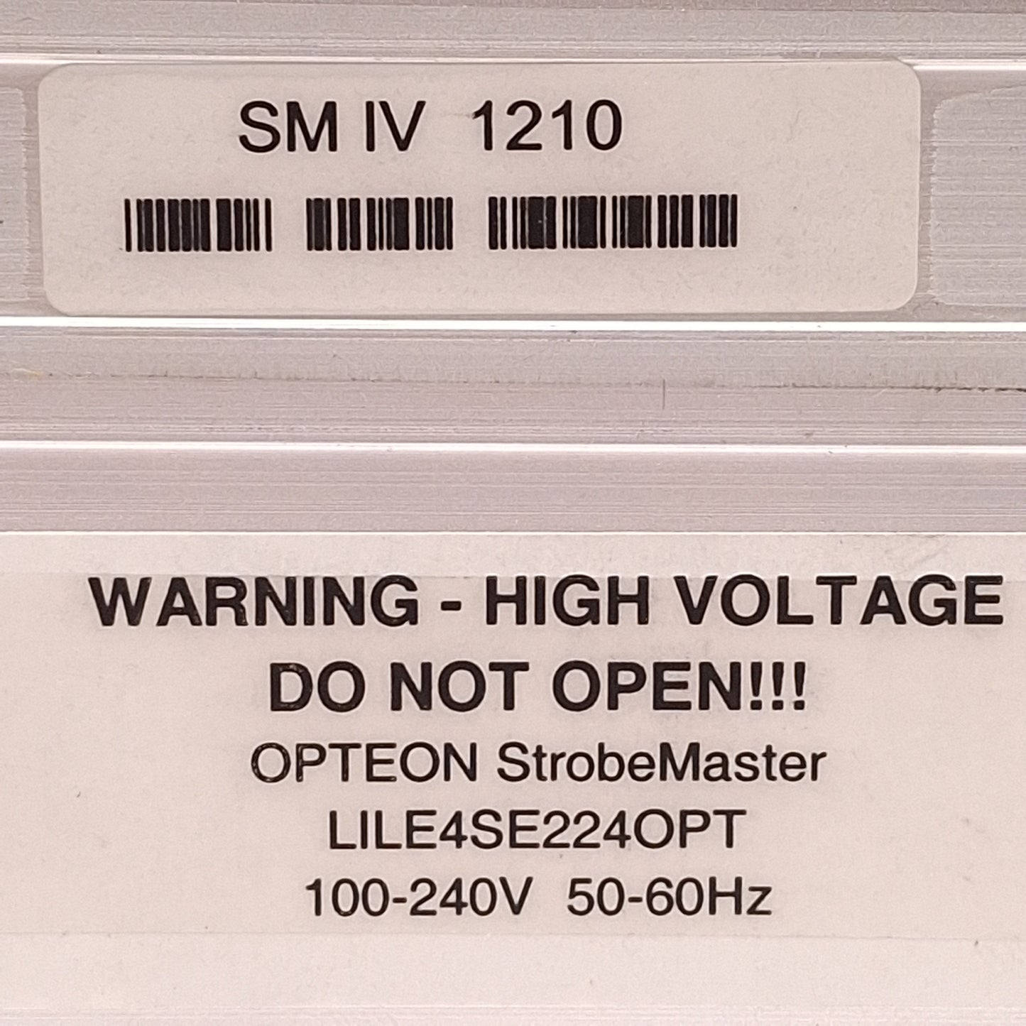 Used Opteon LILE4SE224OPT StrobeMaster IV Lighting Controller, 100-240VAC, DB15, RJ45