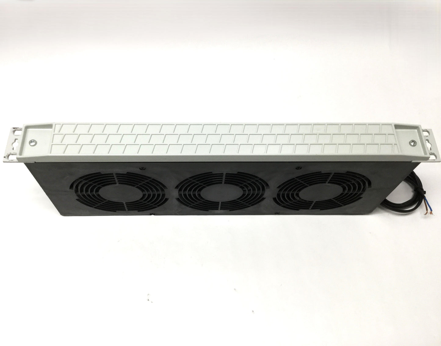Used Knurr 032111531000001 3-Fan Cooling Module 230VAC 50Hz, 1U 19" Rack Mount