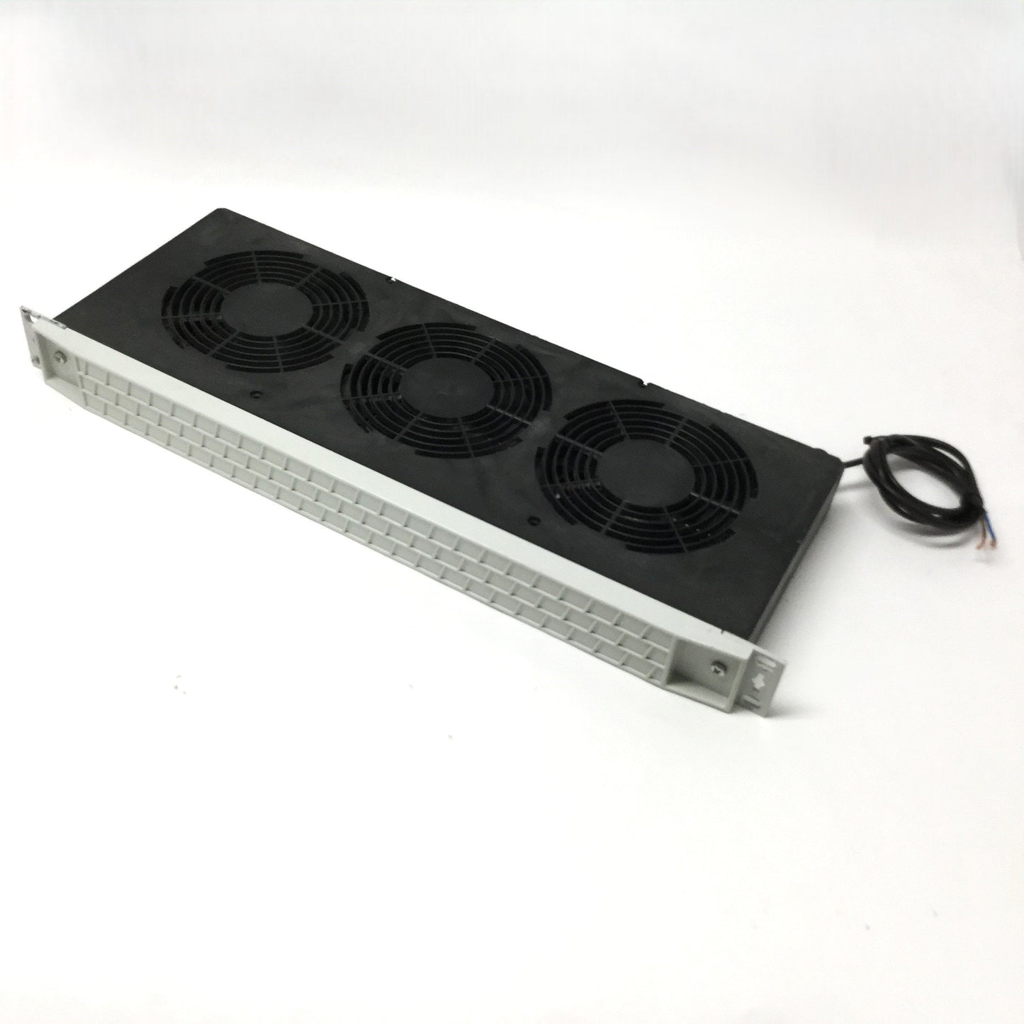Used Knurr 032111531000001 3-Fan Cooling Module 230VAC 50Hz, 1U 19" Rack Mount