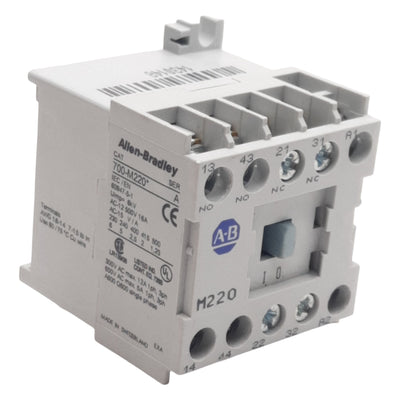 Used Allen Bradley 700-M220A1 Control Relay, 4P, 500VAC 16A 2NO+2NC, 110-120VAC Coil