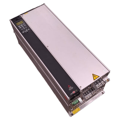 Used Danfoss VLT5042PT5C20SBR3DLF00A00 VLT 5000 VFD, 3Ø 0-500VAC 52.5kVA 0-1000Hz