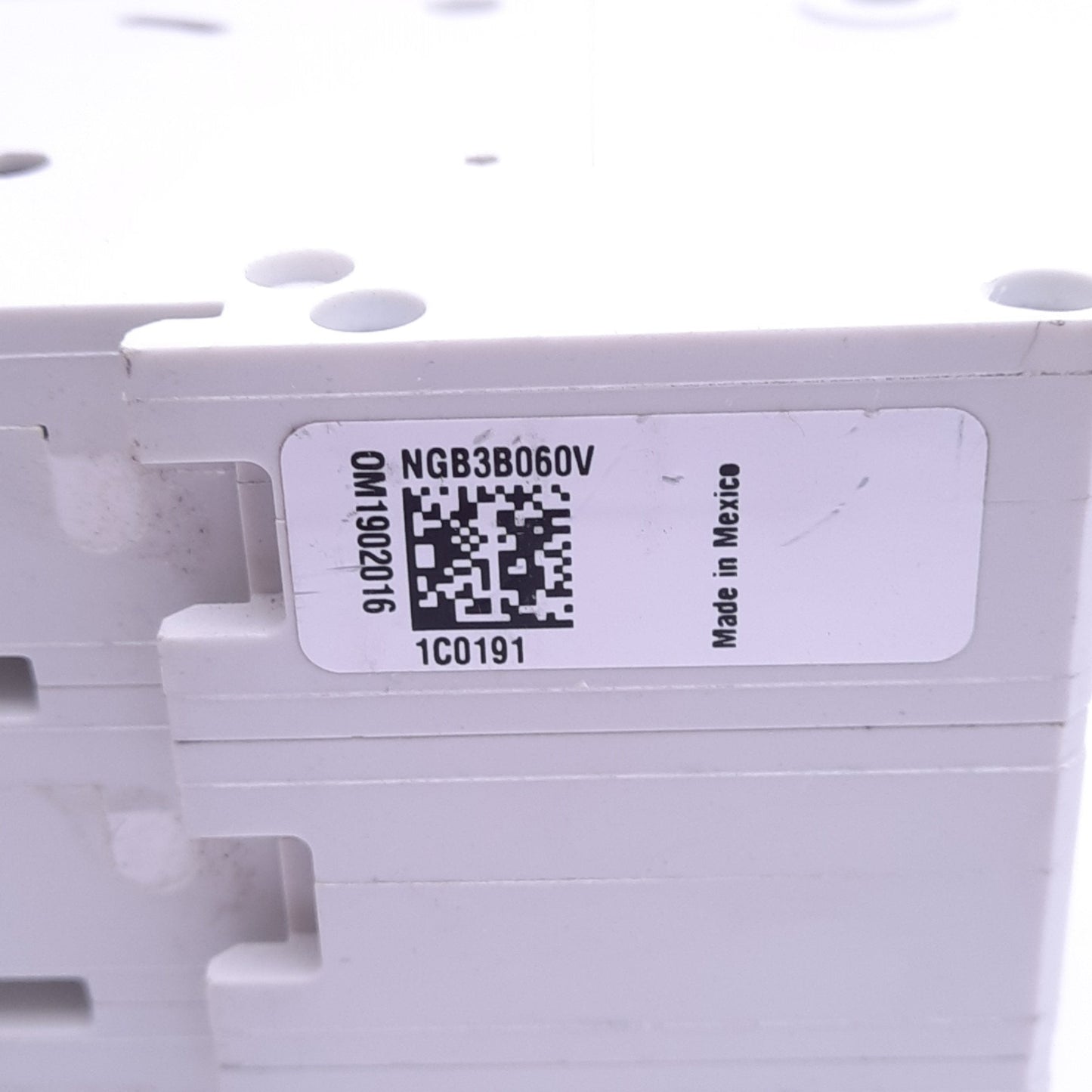 Used Siemens NGB3B060 Circuit Breaker, 3-Pole, 60A, 600Y/347VAC, Thermal Magnetic