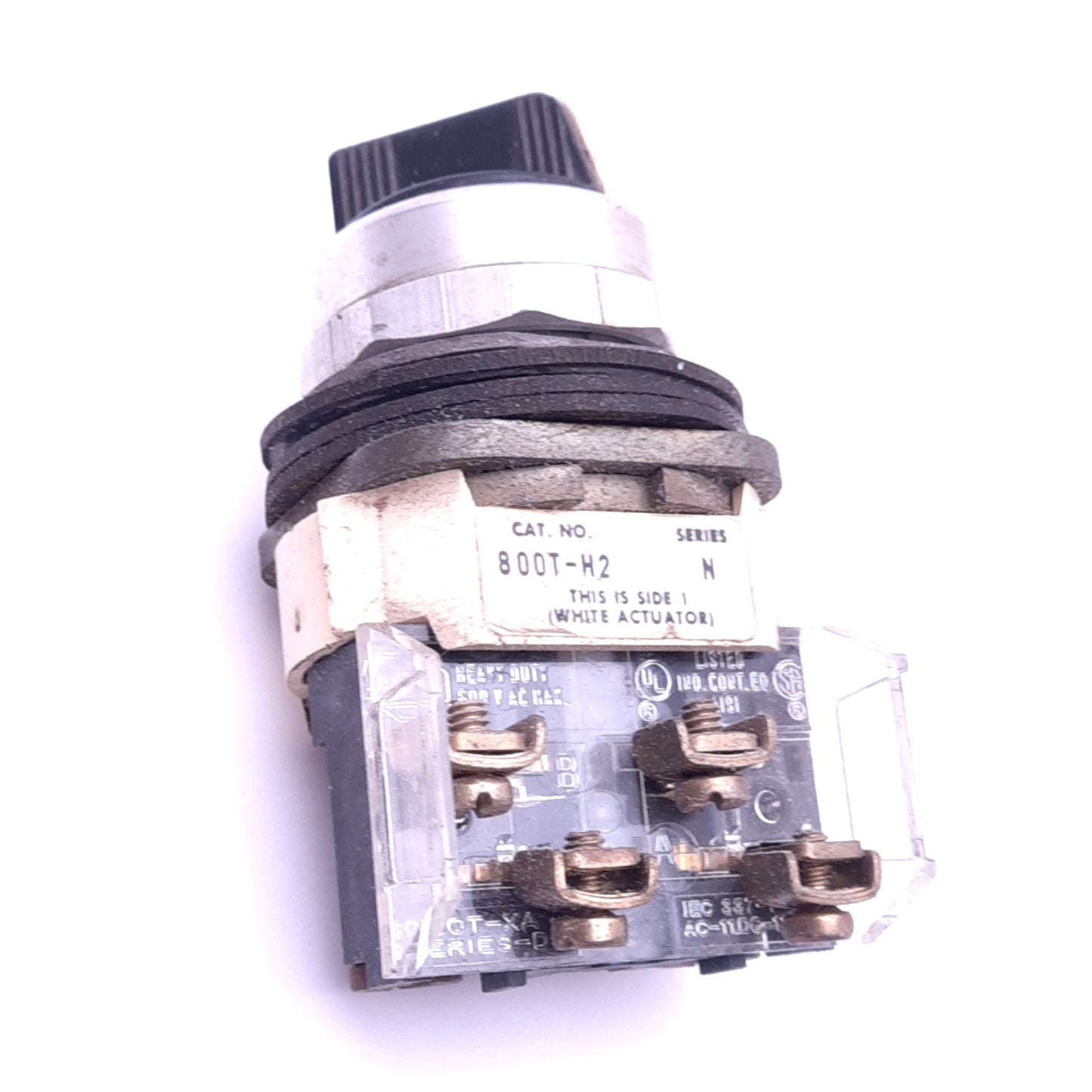 Used Allen Bradley 800T-H2 N Maintained Selector Switch, ø30mm, 1NO 1NC, 600VAC 10A