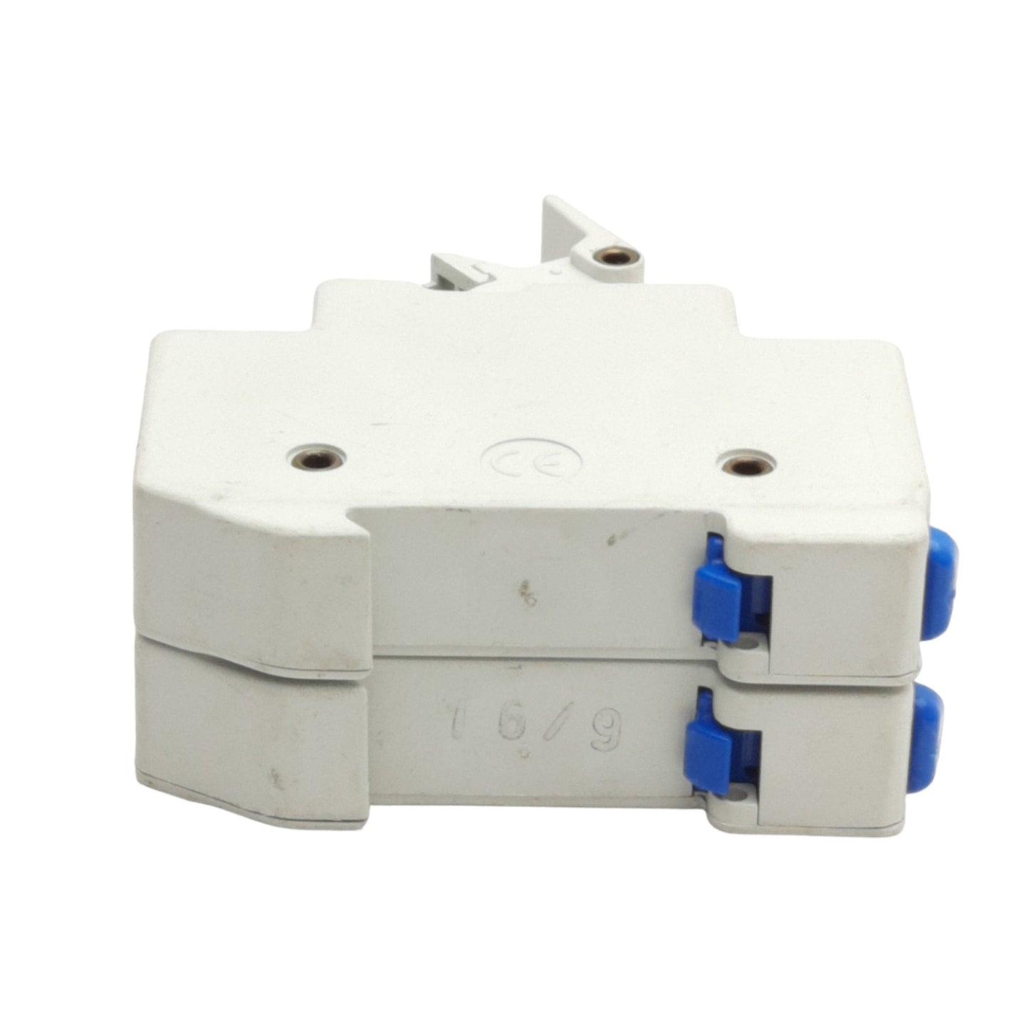 Used Ferraz Shawmut USM2I Fuse Holder Block, 2-Pole, 600V 30A, Midget 1-1/2 x 13/32in
