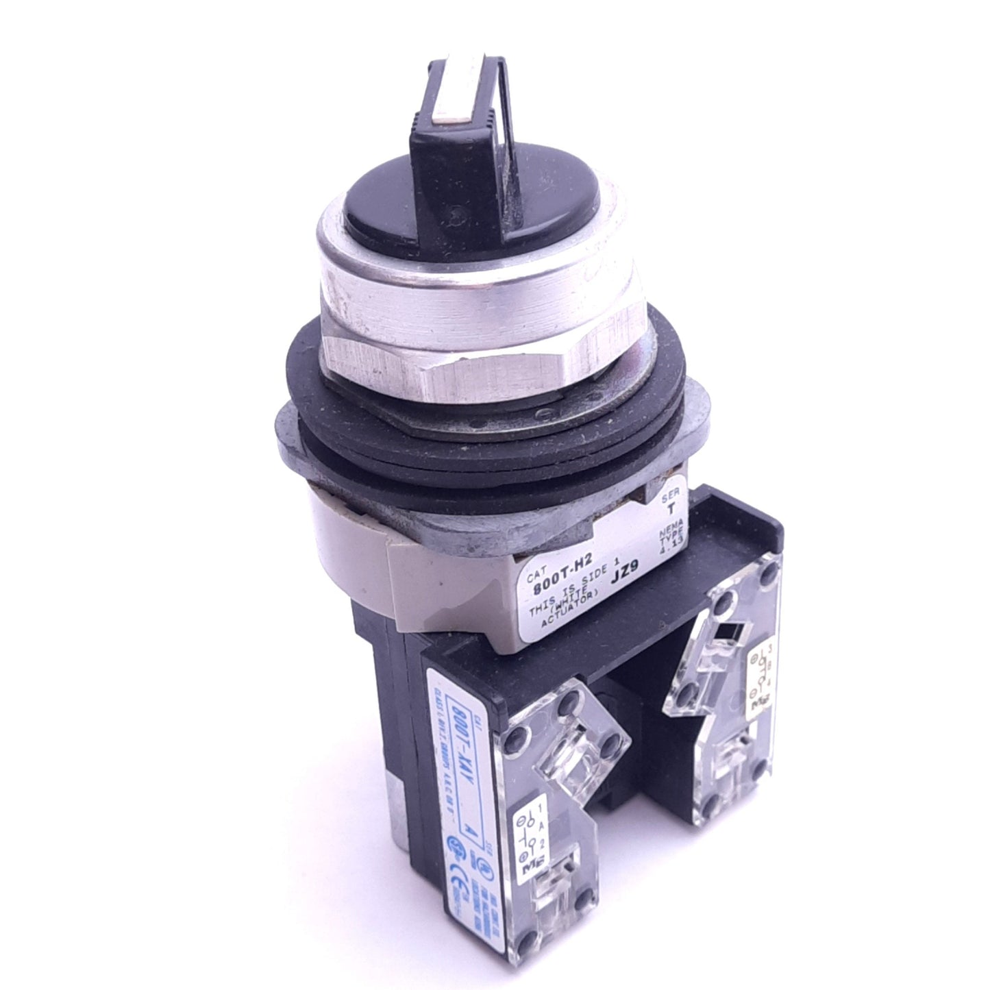 Used Allen Bradley 800T-H2 Selector Switch w/ 800T-XAY Contact, 1NO 1NC, 600VAC 5A