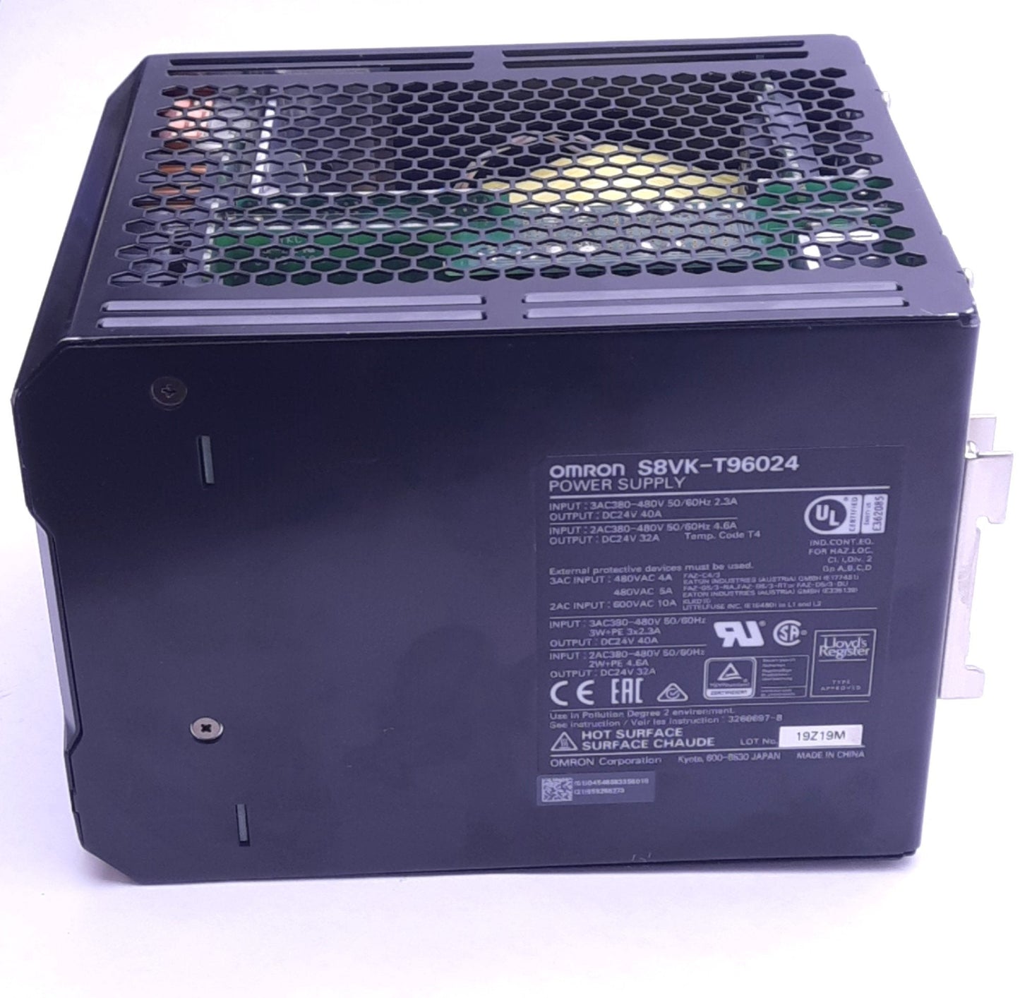 Used Omron S8VK-T96024 Switching Power Supply, 380-480VAC 2/3-Ph, 24VDC 40A Out, 960W