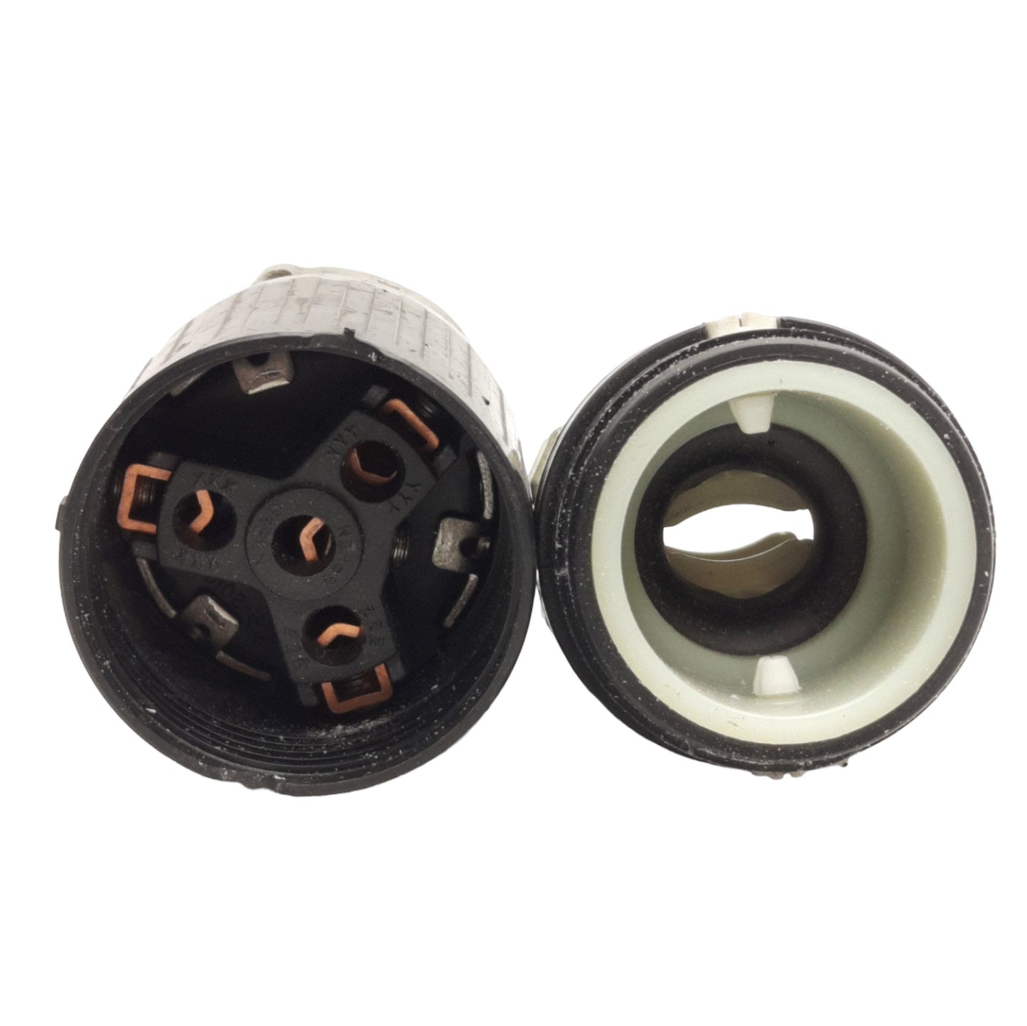 Used Hubbell CS-81650 Twist Lock Insulgrip Plug 50A 3-Ph, 480VAC 3-Pole 4-Wire