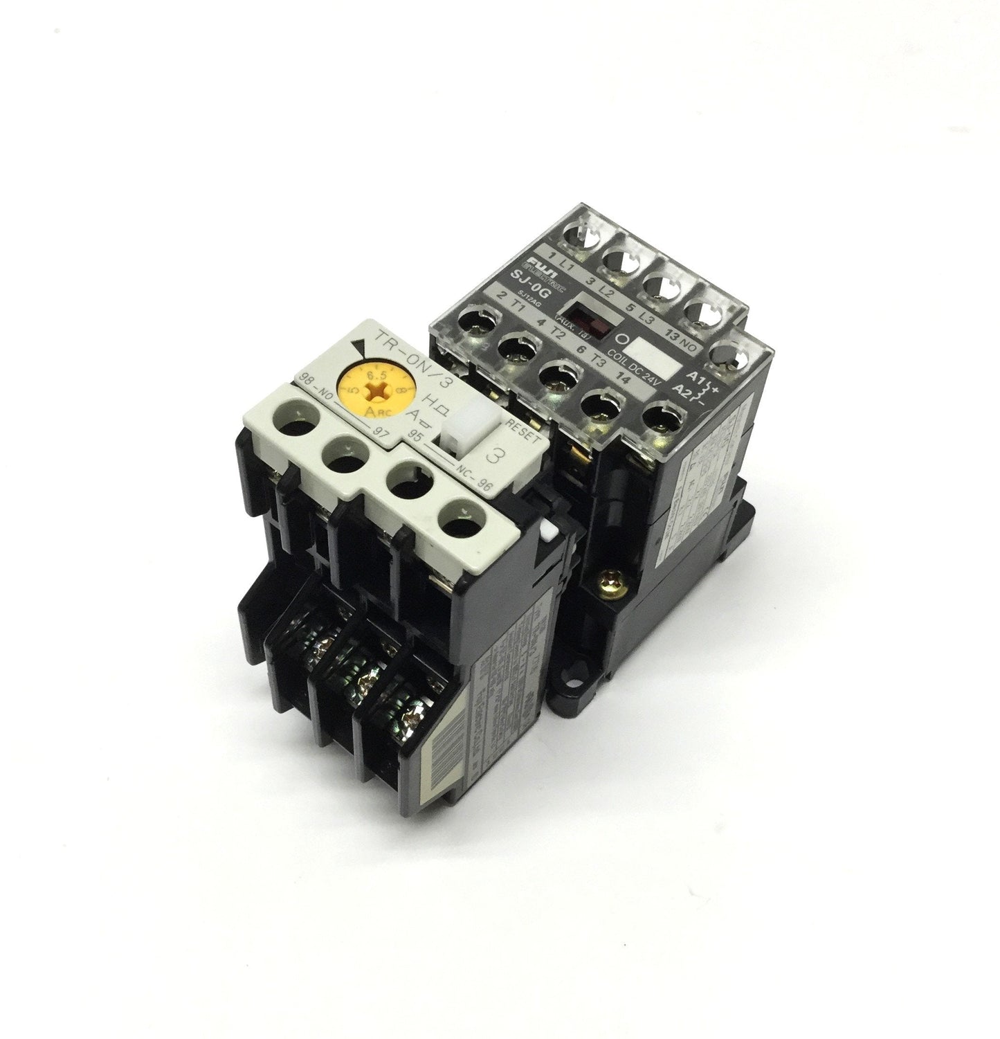 Used Fuji SJ-0G Motor Starter Contactor 3-Pole 24VDC Coil w/Overload Relay 5-8A