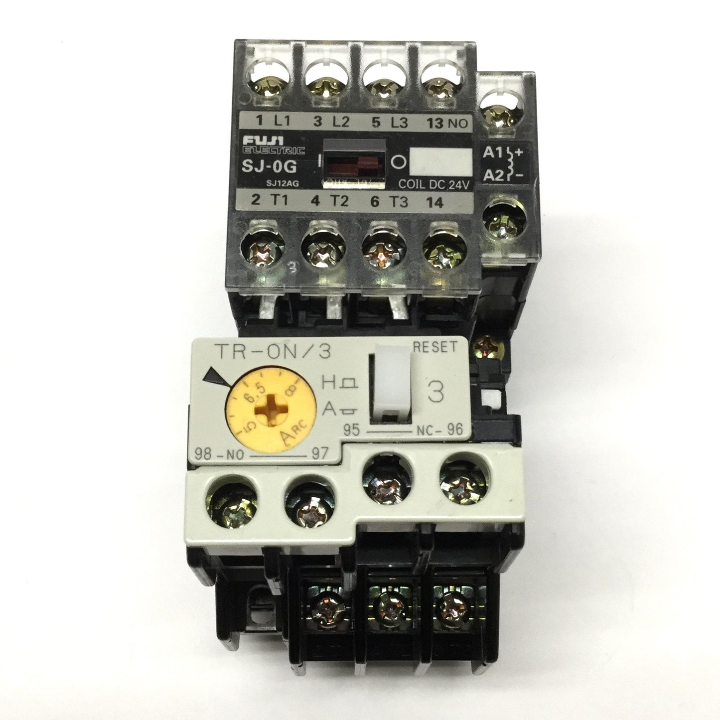 Used Fuji SJ-0G Motor Starter Contactor 3-Pole 24VDC Coil w/Overload Relay 5-8A