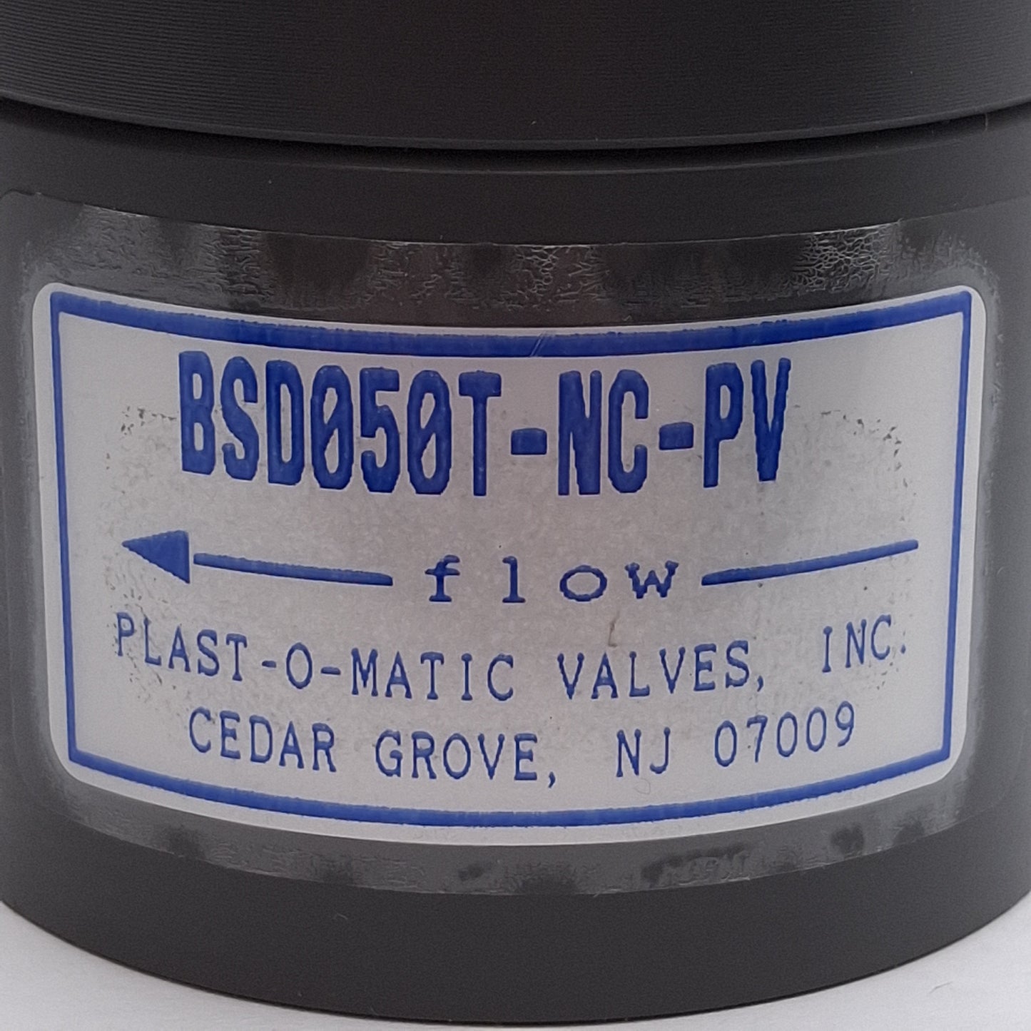 New Plast-O-Matic BSD050T-NC-PV Shut-Off Valve, Normally Closed, 100PSI, 1/2in NPT