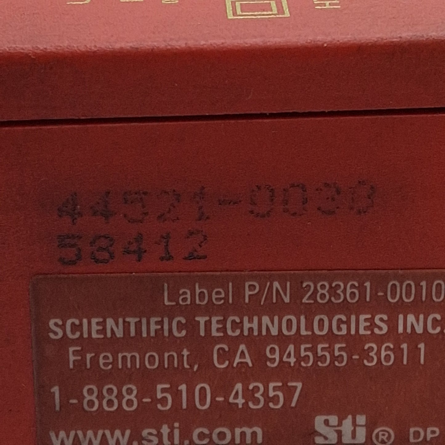 Used Omron 44521-0030 Sti T2007 Safety Interlock Switch, 1NC, 500VAC/250VDC *No Key*